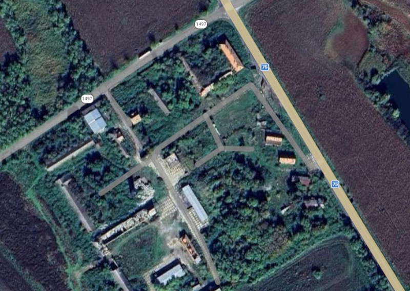 Areál, pozemky o výmere 2,5 ha, 4 km od baterkárne Šurany